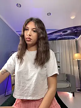 Snapshot of Mia_Sleem chatting on 30, 11, 2025 Mia Sleem online show from 30, 11, 2025