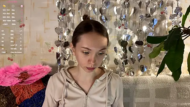 PaulaTisch online show from 12, 2, 2026