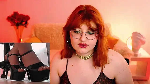 Snapshot of StaceyJensen chatting on 6, 5, 2026 StaceyJensen online show from 6, 5, 2026