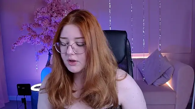 StaceyJensen online show from 6, 3, 2026