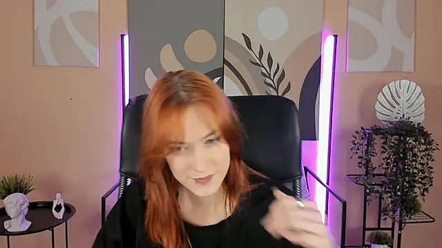 Snapshot of SierraHarper chatting on 29, 11, 2025 SierraHarper online show from 29, 11, 2025