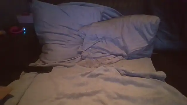 DeeLouLou online show from 20, 12, 2025