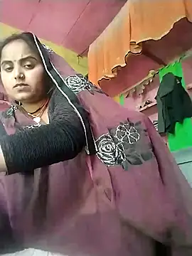 Snapshot of Pooja_hote chatting on 30, 11, 2025 Pooja hote online show from 30, 11, 2025