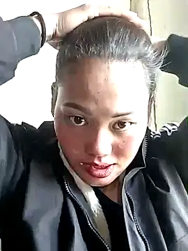 Snapshot of lynae-0 chatting on 23, 11, 2025 lynae-0 online show from 23, 11, 2025