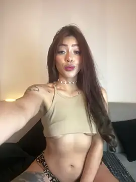 DAKOTA SAKURA online show from 29, 4, 2026