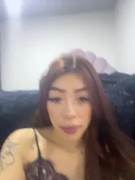 DAKOTA SAKURA online show from 3, 5, 2026