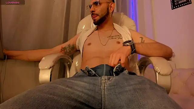 Rayan ortiz online show from 2, 12, 2025