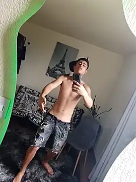 Cute eliot online show from 23, 11, 2025