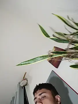 Cute eliot online show from 3, 12, 2025