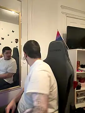 sexicolombiana  online show from 19, 12, 2025