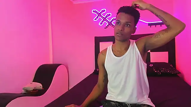 Black Guys Pervert  online show from 1, 12, 2025