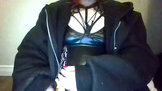 Snapshot of findom_mistressvampcandy chatting on 26, 11, 2025 findom mistressvampcandy online show from 26, 11, 2025