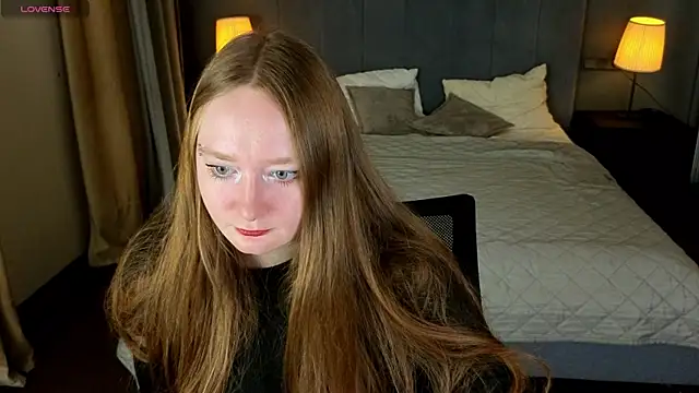 VikiBlossom online show from 30, 11, 2025