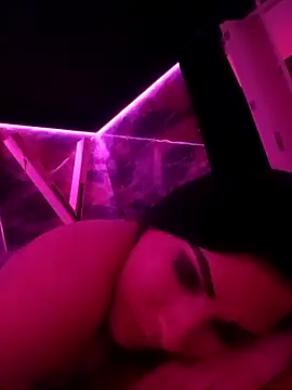 Morena ojazos travieza-39 online show from 21, 2, 2026