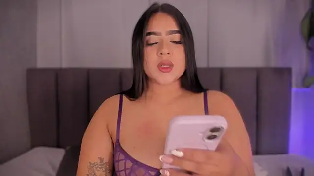 Snapshot of alejandrarojas_ chatting on 11, 7, 2026 alejandrarojas online show from 11, 7, 2026