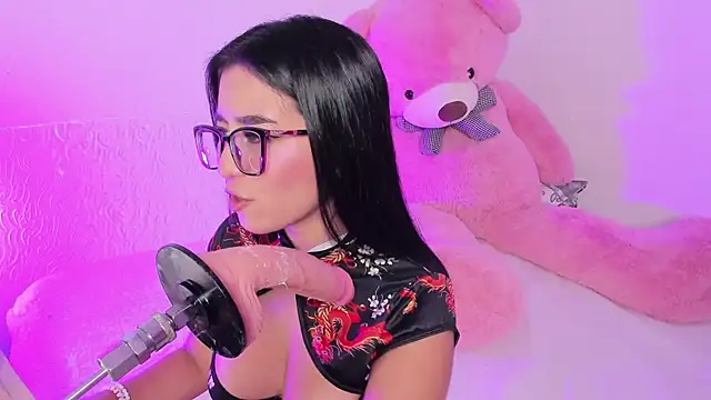 IbbieeBennett 1 online show from 9, 4, 2026