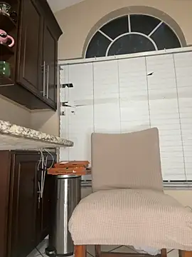 Snapshot of Kiki_hammyy chatting on 29, 4, 2026 Kiki hammyy online show from 29, 4, 2026