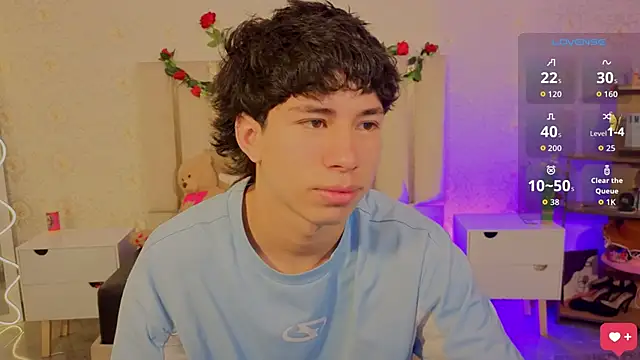 kaelwolf tay online show from 9, 4, 2026