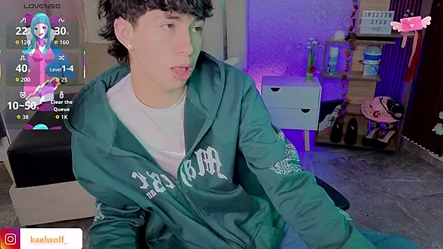 kaelwolf tay online show from 4, 3, 2026