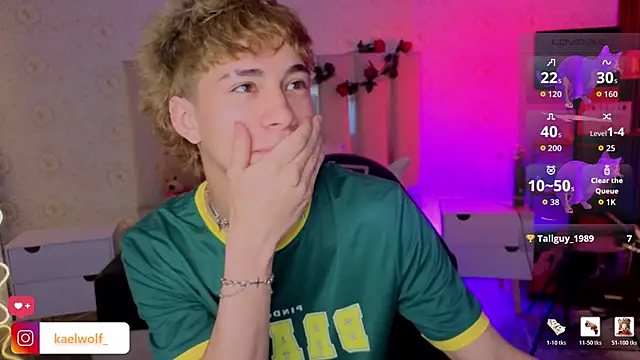 kaelwolf tay online show from 14, 4, 2026