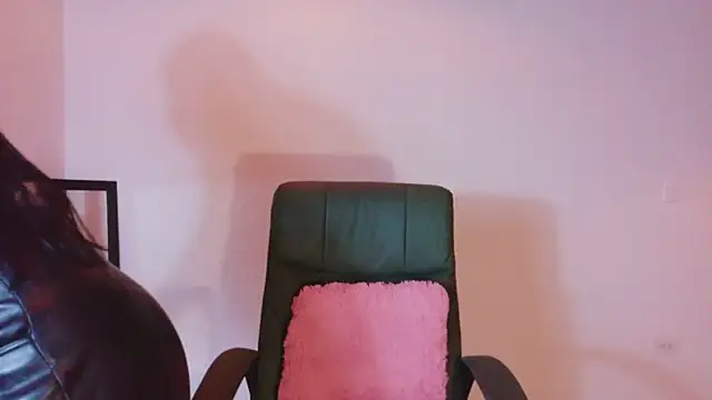 Cloe16  online show from 11, 2, 2026