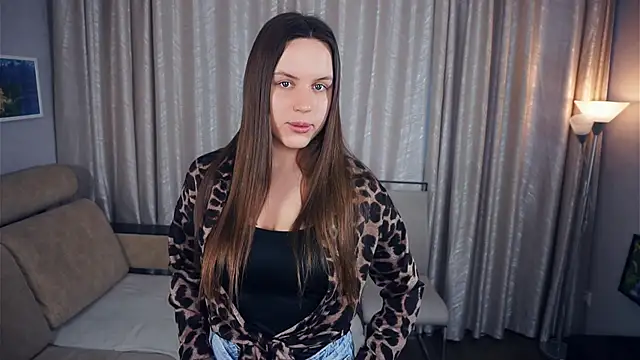 Snapshot of SanoraVillnave chatting on 28, 11, 2025 SanoraVillnave online show from 28, 11, 2025