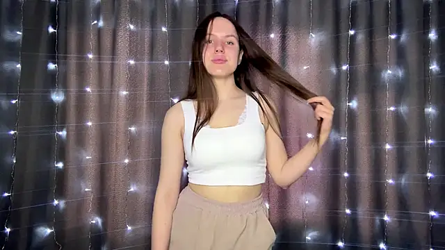 SanoraVillnave online show from 5, 3, 2026