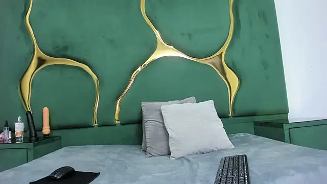 RoxanneBloom online show from 29, 3, 2026