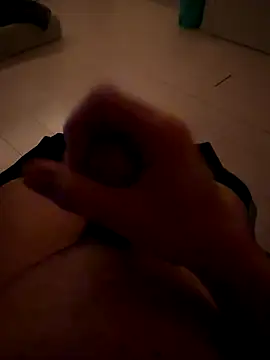 Snapshot of klkmam chatting on 2, 12, 2025 klkmam online show from 2, 12, 2025