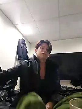 Snapshot of twtung_tung chatting on 26, 11, 2025 twtung tung online show from 26, 11, 2025