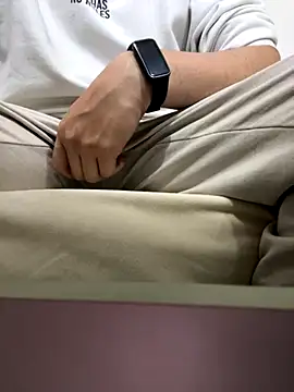 Daisuke 01 online show from 4, 12, 2025