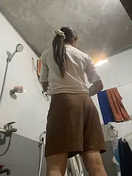 meganmeo online show from 17, 4, 2026