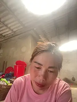 meganmeo online show from 6, 4, 2026