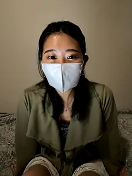 Snapshot of Minagi_Shizuku chatting on 4, 12, 2025 Minagi Shizuku online show from 4, 12, 2025