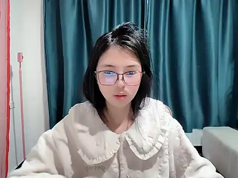 Snapshot of Mimiya-833 chatting on 1, 12, 2025 Mimiya-833 online show from 1, 12, 2025