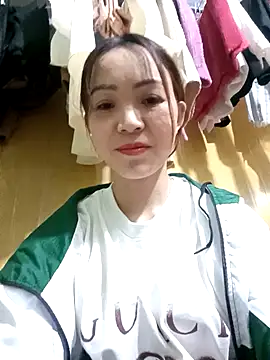 Snapshot of bong-ngo- chatting on 27, 11, 2025 bong-ngo- online show from 27, 11, 2025