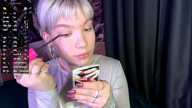 Snapshot of LolaDollyMur chatting on 29, 11, 2025 LolaDollyMur online show from 29, 11, 2025