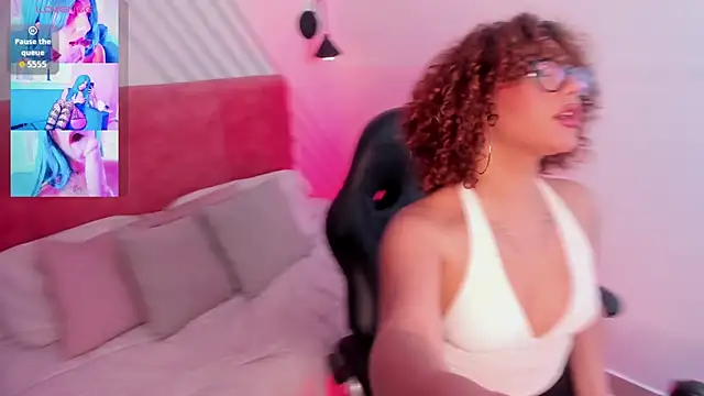 Raven Curly online show from 27, 11, 2025