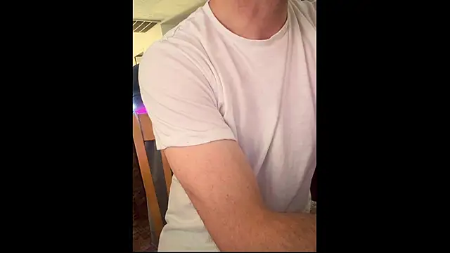 Snapshot of famous1tad chatting on 18, 6, 2026 famous1tad online show from 18, 6, 2026