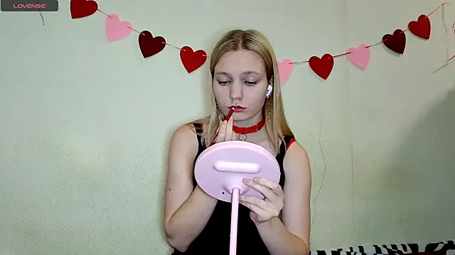 xlo lax online show from 23, 11, 2025