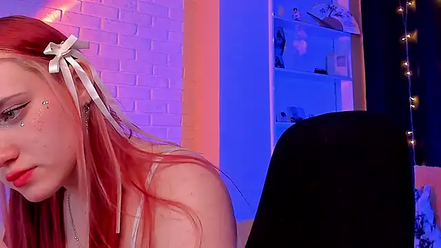 Snapshot of SweetieMarry chatting on 30, 11, 2025 SweetieMarry online show from 30, 11, 2025