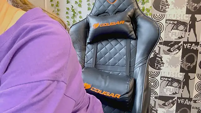 helgicuteness online show from 19, 1, 2026