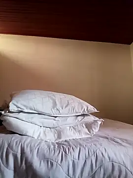 man black hot24 online show from 22, 12, 2025