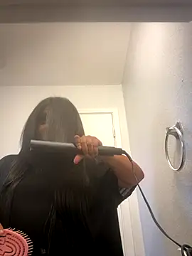 Snapshot of xoeewinters chatting on 29, 11, 2025 xoeewinters online show from 29, 11, 2025