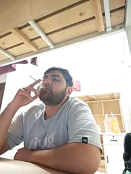 Koma001 online show from 26, 11, 2025