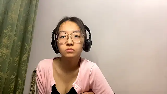 LinaClous online show from 21, 2, 2026