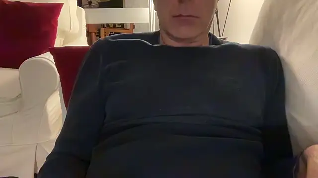 Snapshot of SimonZydar chatting on 23, 11, 2025 SimonZydar online show from 23, 11, 2025