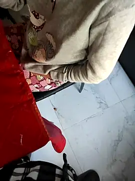 Snapshot of ParejaOcultaXX chatting on 30, 11, 2025 ParejaOcultaXX online show from 30, 11, 2025