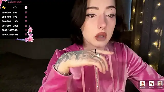 Snapshot of Meowluly chatting on 9, 2, 2026 Meowluly online show from 9, 2, 2026