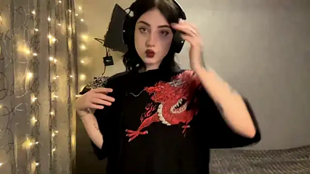 Snapshot of Meowluly chatting on 11, 1, 2026 Meowluly online show from 11, 1, 2026